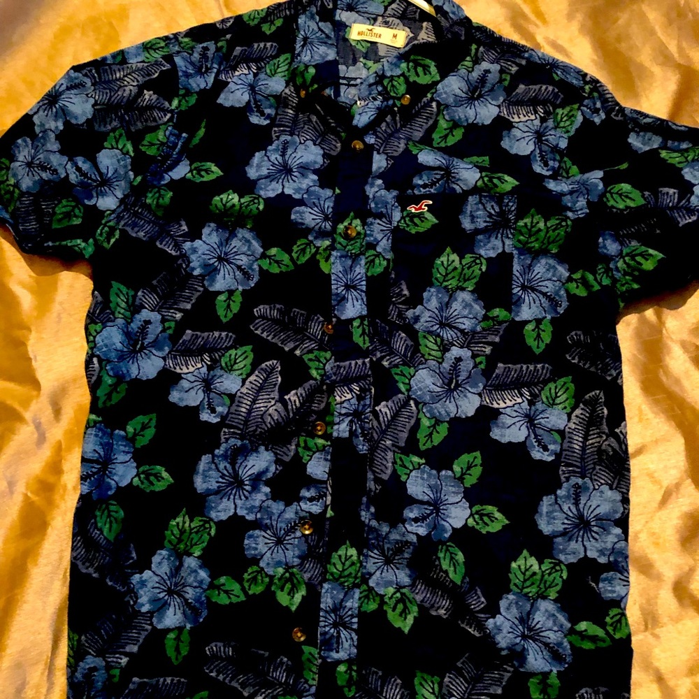Men’s button shirt